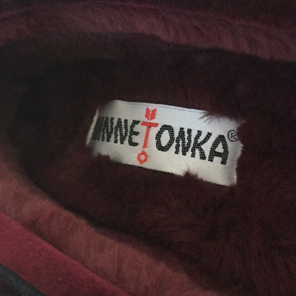 Minnetonka Limited Edition Velvet Cally Slipper - Picture 5 of 5